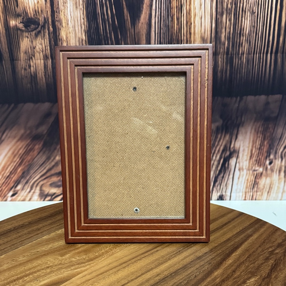 Elegant Mahogany Picture Frame